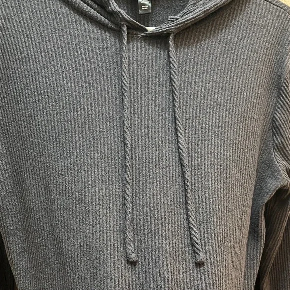 Aqua by Bloomingdale’s Gray Ribbed Hoodie Size XS - Picture 3 of 6